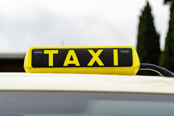 Chauffeurs de taxi : focus sur les « transports en série »